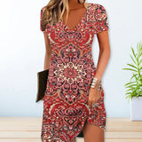 Tacey – Stilvolles Kleid mit Boho-Print – Rot