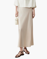 Isabella | Old Money Fließend Midi Satinrock – Beige