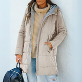 Nila™ - Lässige Daunenjacke mit Kapuze – Beige