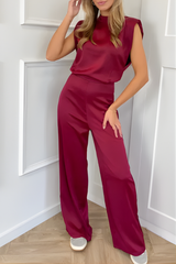Ellie | Hoher Ausschnitt Weites Bein Jumpsuit – Weinrot