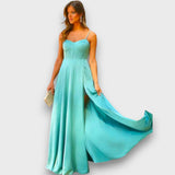 Victoria – Schulterfreies Abendkleid mit Rückenschnürung – Mint