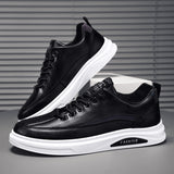 Flynne | Vielseitige und atmungsaktive Low-Top-Turnschuhe für Herren – Schwarz
