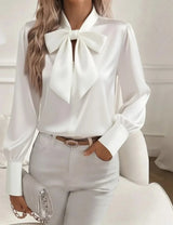 Kanikka – Satin Bluse Mit Schleife – Weiß