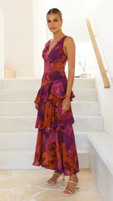 Mylia | Maxikleid mit Volants und Neckholder – Purpurrot