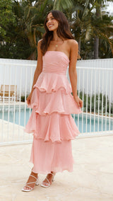 Claire | Schulterfreies Stufen-Maxikleid – Rosa