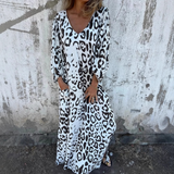 Denise | Kleid mit Leo-Muster – Weiß