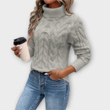 Sofia | Kuscheliger Rollkragenpullover aus Zopfmuster-Strick – Grau