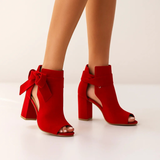 Celine - Raffinierte Peep-Toe-Pumps – Rubinrot