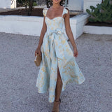 Isabella - Midikleid mit romantischem Blumendruck und schmeichelhaftem Schnitt – Weiß