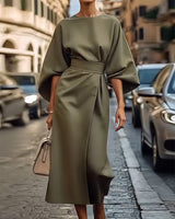 Damenkleid mit Bindegürtel | Midilänge – Olive