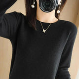 Maren – weicher und modischer Pullover – Schwarz