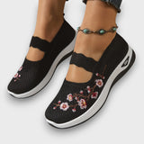 Averina – Femininer Komfort-Sneaker mit Stickerei – Schwarz
