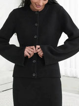 AMBER - WARME WINTERSTRICKJACKE MIT ENGLISCHER ELEGANZ FÜR DAMEN – Schwarz
