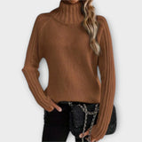 Lorena | Eleganter Rollkragenpullover – Braun
