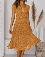 BelleRue - Bedrucktes Chiffonkleid mit kurzen Ärmeln und V-Ausschnitt für Damen – Gelb