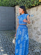 Amira | Zweiteiliges Stickerei-Set mit Crop-Top & Wickelrock – Blau