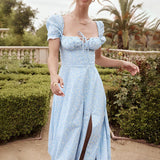 Lucía - Geblümtes Kleid mit Puffärmeln – Hellblau