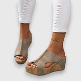 Vicky – Keilabsatz Sandalen – Beige