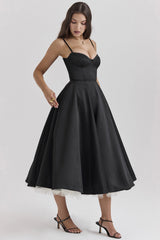 Isabelle - Fließendes französisches Netzkleid – Schwarz