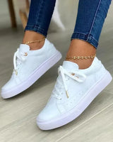 Erisen – Stylische Low-Top-Schnürsneaker – Weiß