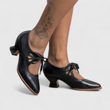 Leandra | Orthopädische Riemenschuhe – Schwarz