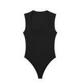 Portia - Modischer Jumpsuit mit eckigem Kragen für Damen – Schwarz