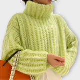 Camille | Kuscheliger Oversized-Strickpullover mit Rollkragen – Hellgrün
