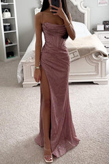 Damenkleid mit Satinschimmer, Drapierung & Schlitz – eleganter Abend-Look für Party – Rosa