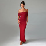 Charlene - Schulternahes rotes Maxikleid – Rot
