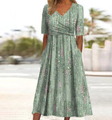 Pristine – A-Linien-Kleid mit Blumenmuster und hoher Taille – Grun