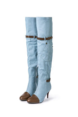 Chloe | Denim kniehohe Stiefel mit Absatz & Einstellbar Braun Gürtel – Denim Blau