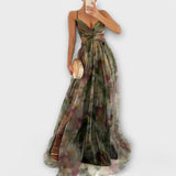 Veyna - figurformendes Maxikleid – Grün