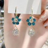 Elara™ Elegante Blumen Glanz – Blau
