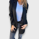 Eloise – Weicher Blazer-Cardigan in Camel – Schwarz
