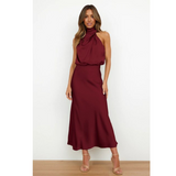 Damenkleid mit Halfterform | Midilänge – Bordeaux