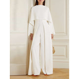 Natalia - Eleganter Jumpsuit mit Umhang – Weiß