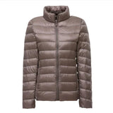 Ultraleichte, wasserdichte herbst-entendaunenjacke für damen – warm und stylisch – Braun