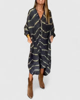 Robin | Durchgeknöpft Batik Midi Hemdblusenkleid – Schwarz