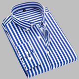 Herrenhemd aus kariertem Oxford-Material – Dunkelblau