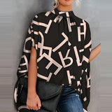 Alicia - Einmalige und elegante Bluse – Schwarzer Buchstabe