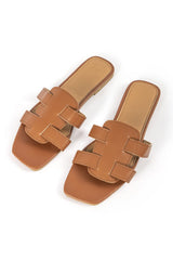 Stilvolle braune Slides mit Cut-Out-Design – Braun