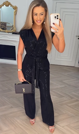Lioraya - V-Ausschnitt-Jumpsuit mit Bindegürtel – Schwarz