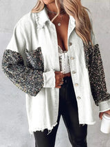 Aadhya – jeansjacke mit kontrastierenden pailletten – Weiß