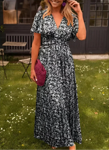 Lange Damenrobe | Buntes Blumenmuster | Tailliert & Fließender Schnitt Sommer – Schwarz