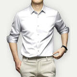 Bügel- und knitterfreie Herrenhemd im modernen Slim Fit – Weiß