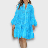Merelina – Kleid mit Broderie und Volantärmeln – Blau
