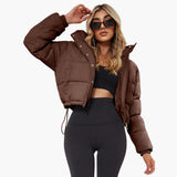 Damenkurze Jacke mit Kapuze und Reißverschluss – Kaffee