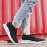 Alma | Modische und trendige Damen-Turnschuhe – Schwarz
