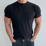 Leyf | Herren-T-Shirt mit kurzer Passform, schnell trocknend, mit Schlankheitseffekt – Schwarz