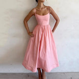 Emilia - Midikleid mit schmalen Trägern und coolem Style – Rosa